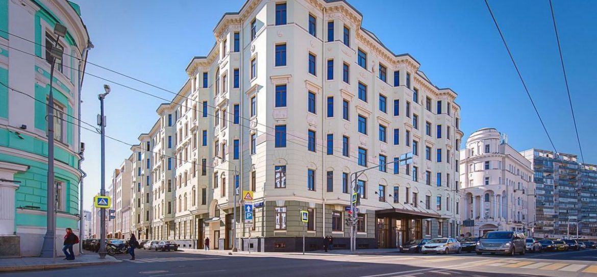 Стоимость квартир в ЖК «Полянка 44» увеличилась на 2,37%