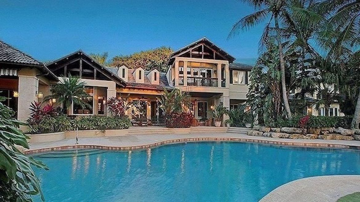 Ник Прайс продает дом на острове Юпитер за 17 миллионов долларов