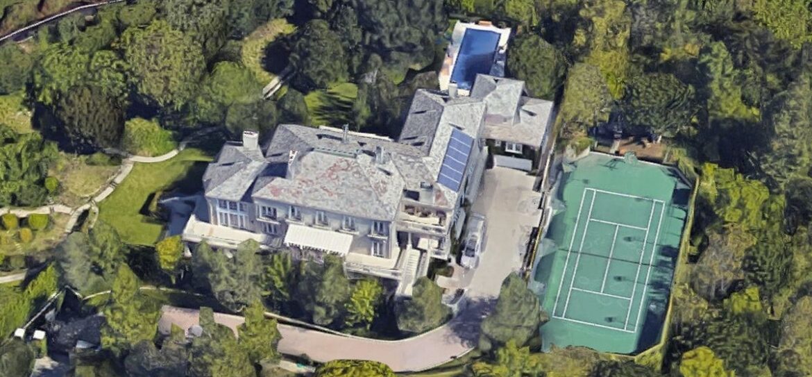 Илон Маск продал особняк в Лос-Анджелесе за 29 миллионов долларов
