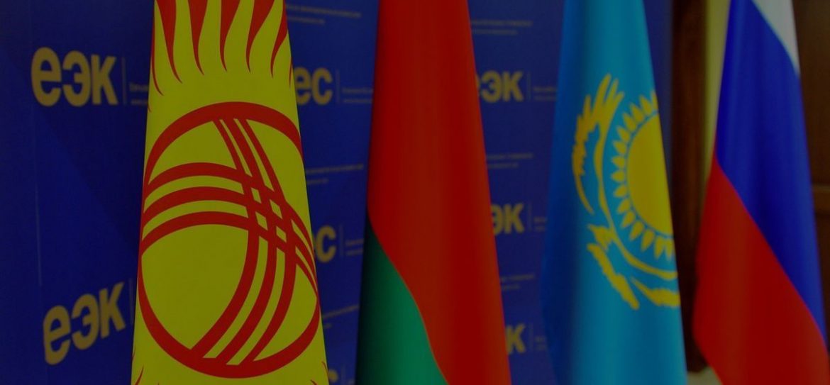 Медведев одобрил проект по ИС