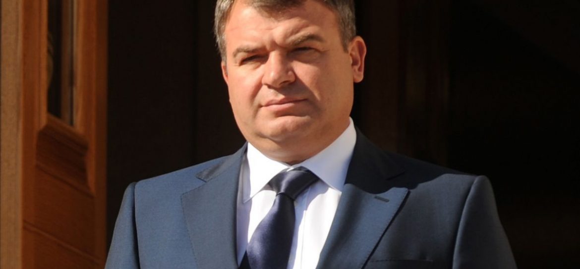 Сердюков войдет в совет директоров ОАК