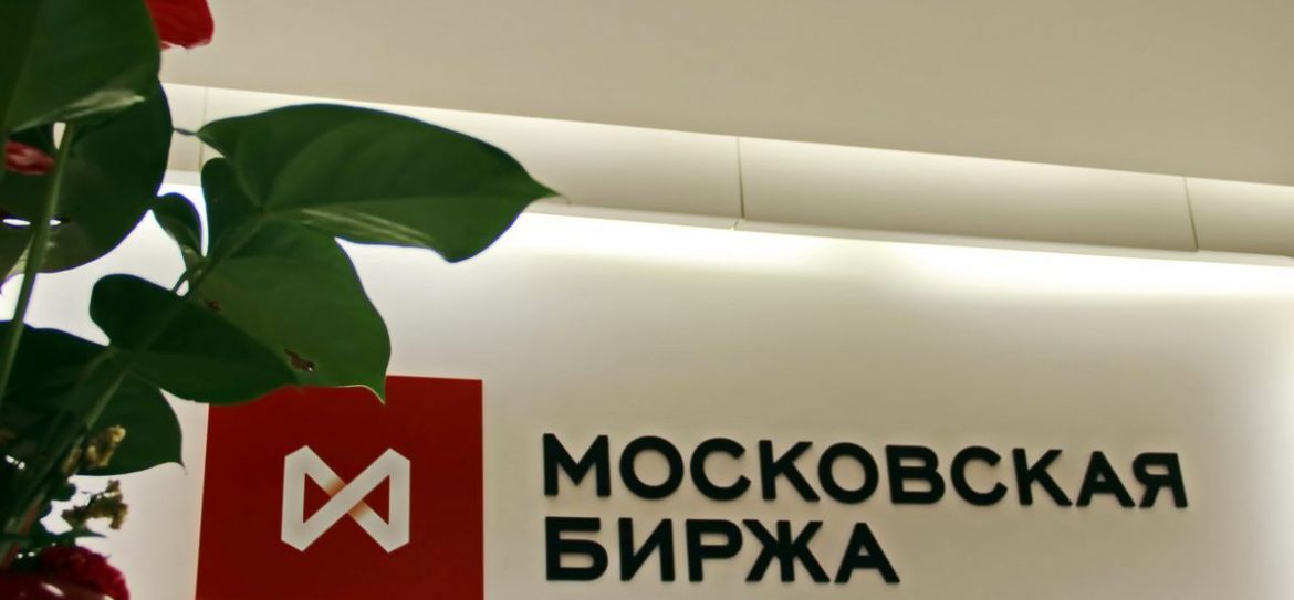 ММВБ и РТС открылись ростом в пятницу