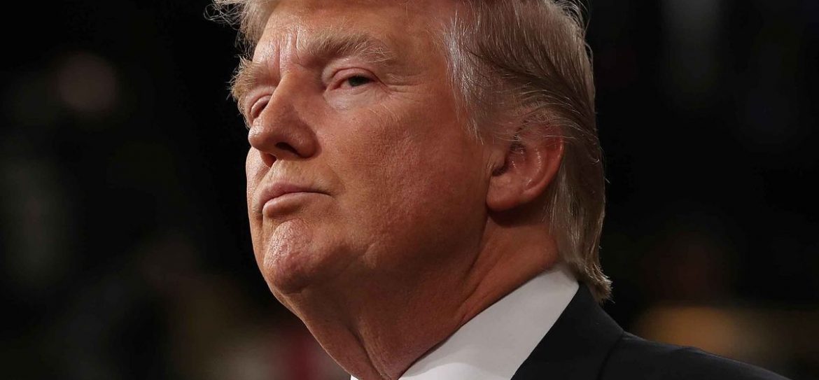 СМИ: Рейтинг Трампа обновил исторический максимум