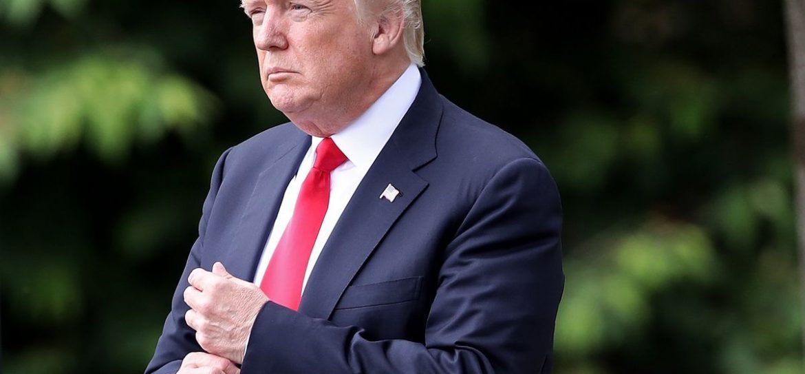 В Белом доме опровергли возможную встречу Порошенко и Трампа