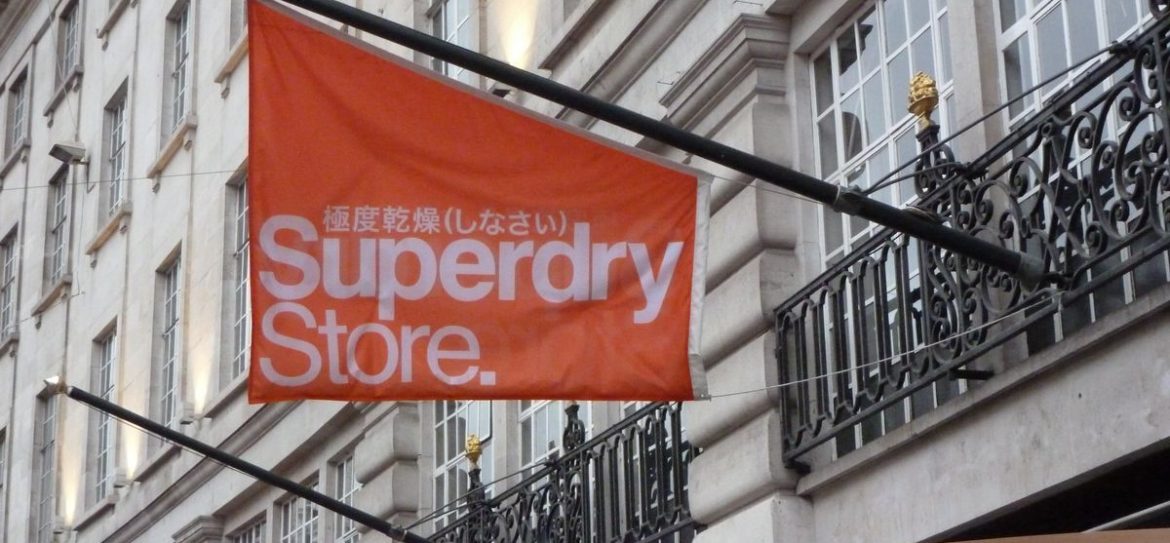 Superdry открылся в Охотном ряду