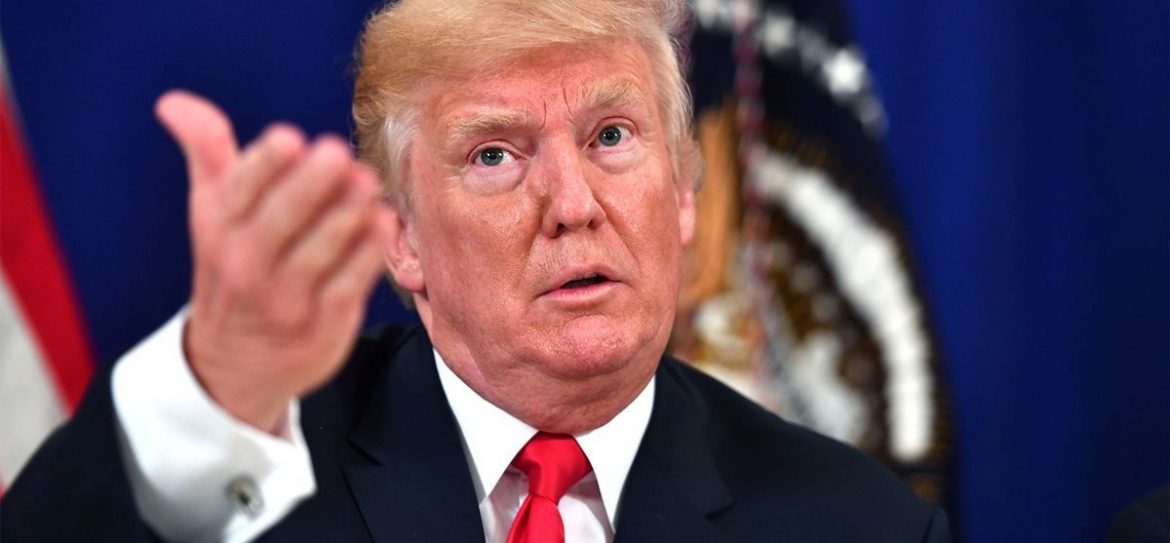 Фанат Трампа отказался продавать дом китайским инвесторам