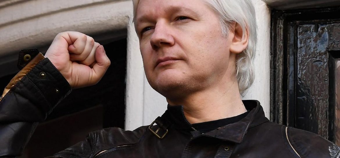 WikiLeaks заплатит 1,3 млн за сведения об убийце Дафне Каруаны Галиции