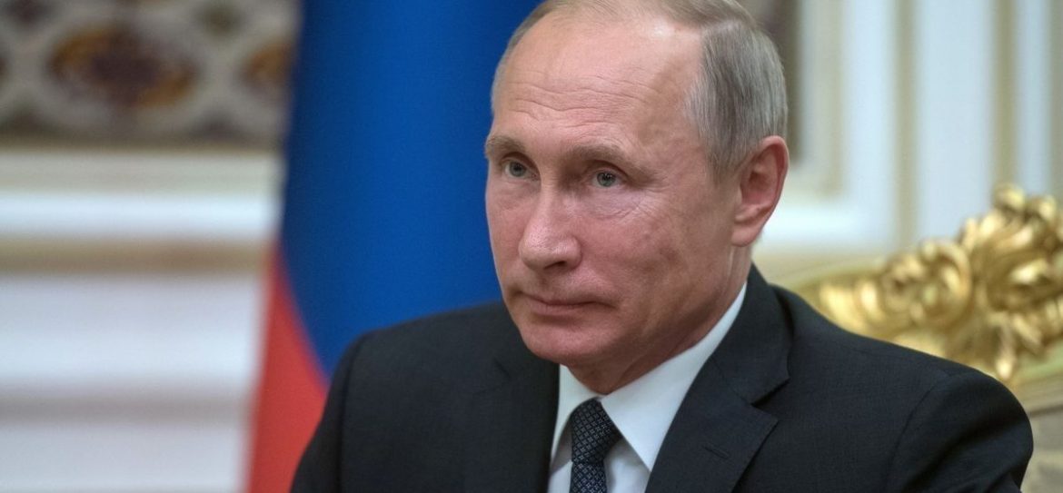 Мэр Москвы поздравил с 65-летием Президента России Владимира Путина