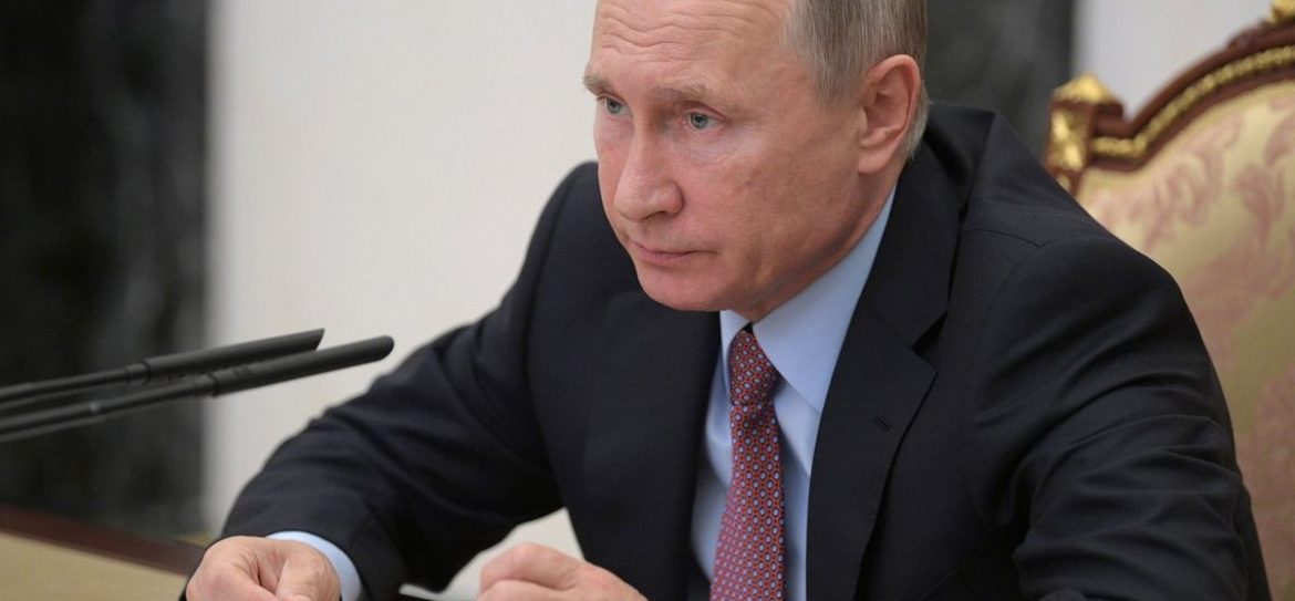 Путин открыл в Москве мемориал памяти жертв политических репрессий