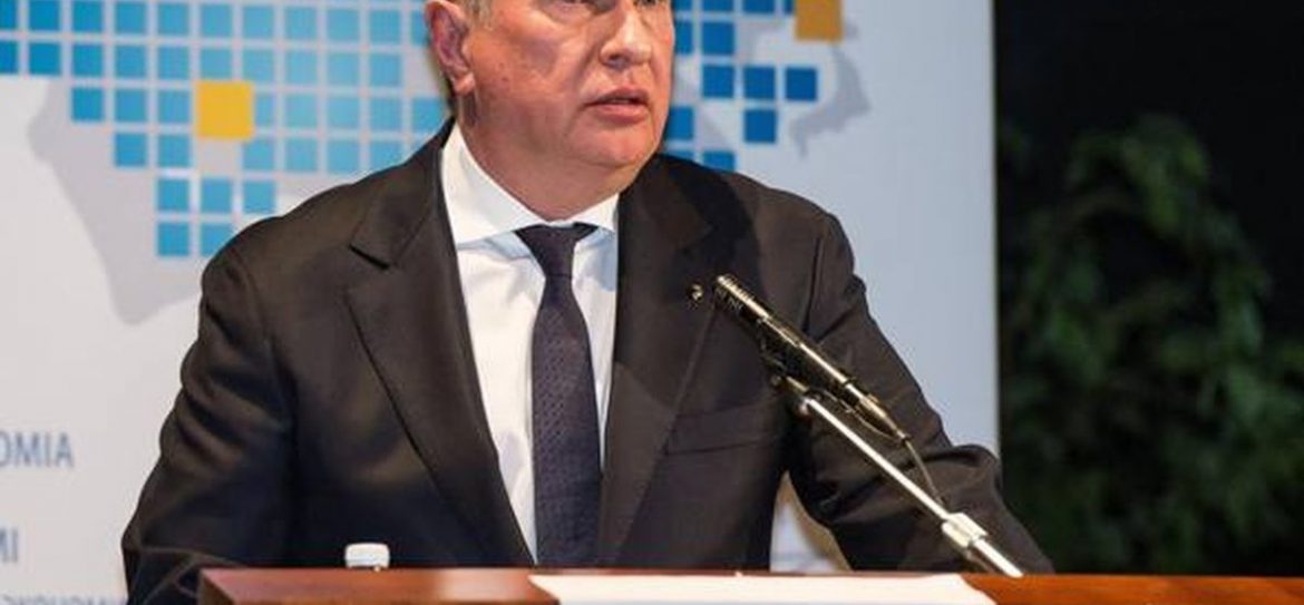 Эксплуатацией нефтепровода в курдском регионе Ирака займется Роснефть