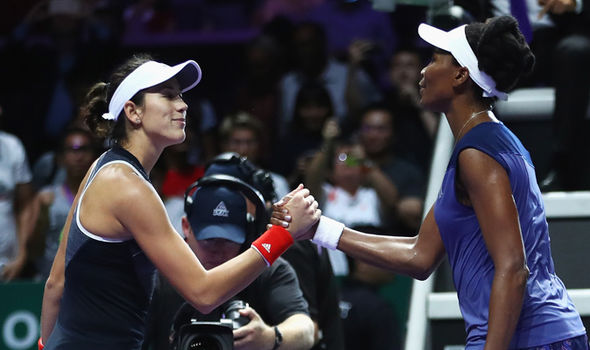 Винус Уильямс обыграла Каролин Гарсия в полуфинале WTA в СингапуреВинус Уильямс обыграла Каролин Гарсия в полуфинале WTA в Сингапуре