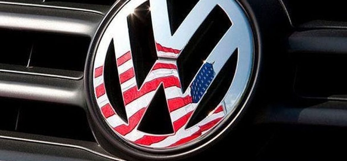 Volkswagen запретил продавать свою технику в Крыму