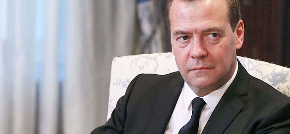 Премьер-министр Дмитрий Медведев подписал постановление о создании трех ТОР