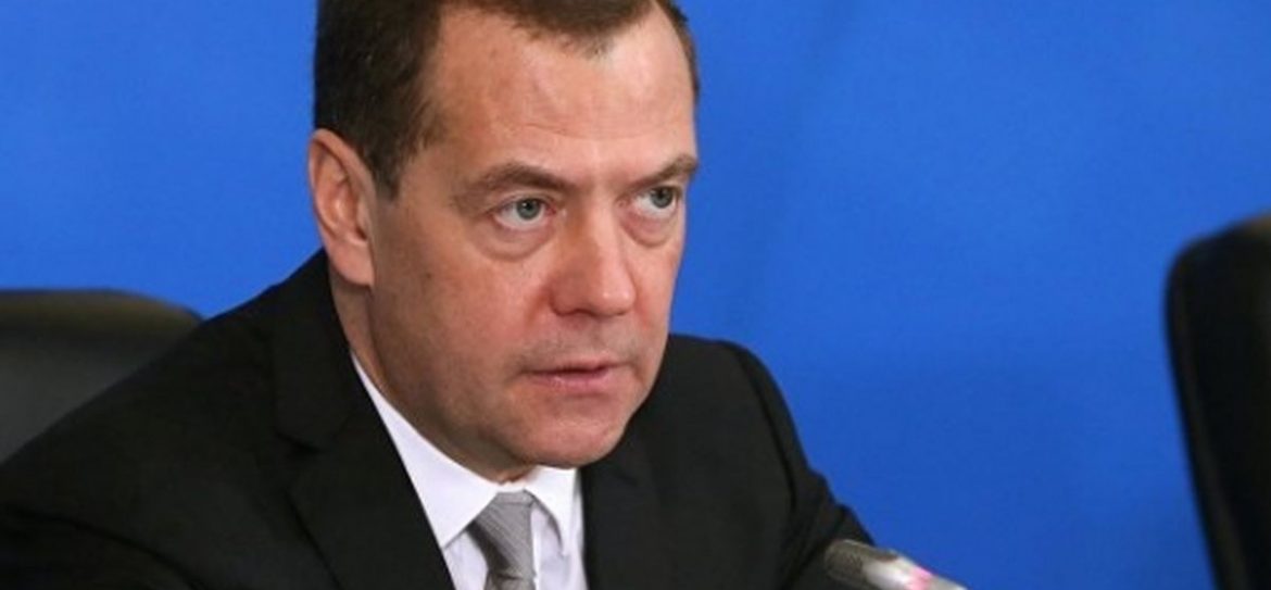 Медведев распорядился выделить дополнительно 55 млрд рублей