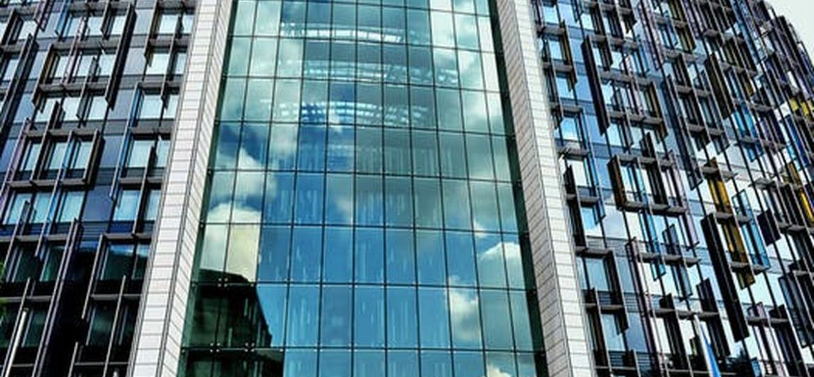 Столичные власти объявили конкурс на поставку 300 электробусов в течение 2018 года