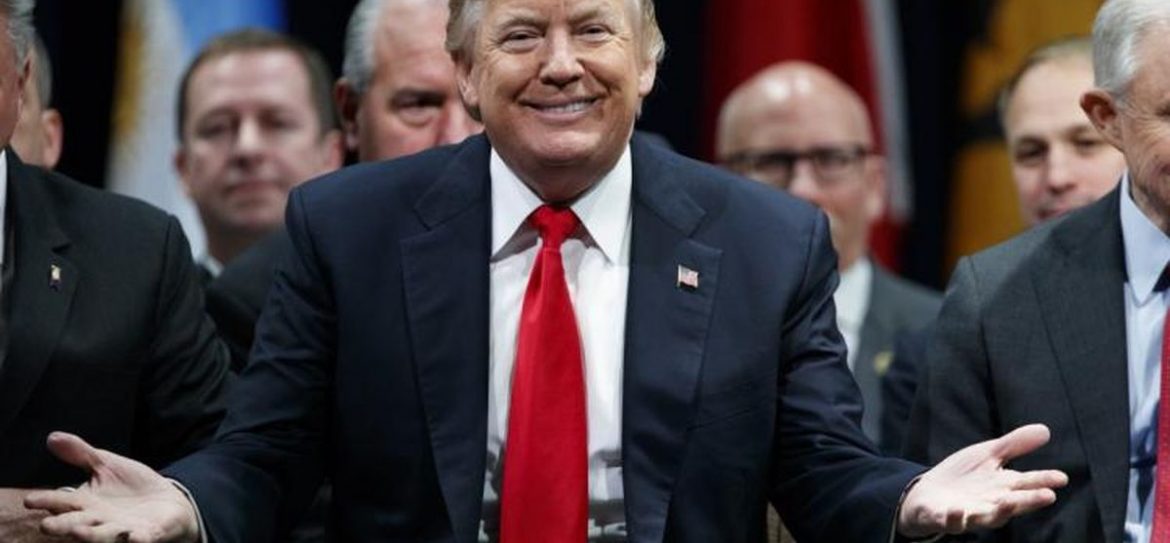 Что у Клинтон на уме, то у пьяного советника Трампа на языке