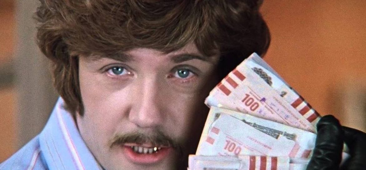 Российские банки начнут «сливать» МВД и ФСБ данные о своих клиентах