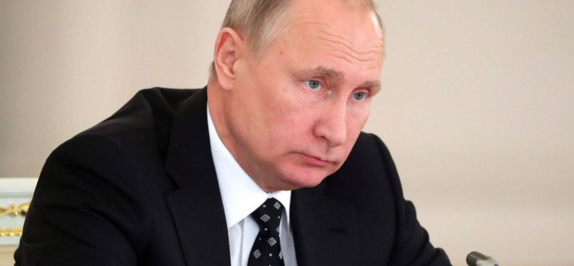 В РФ стартовал сбор подписей в поддержку Путина для участия в выборах