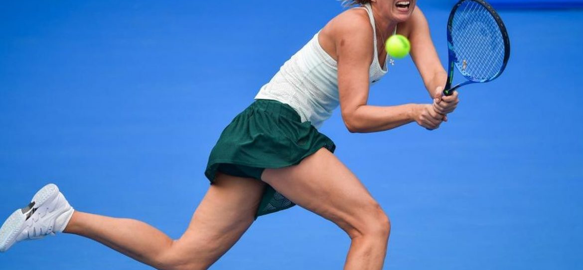 WTA в Шэньчжэне: Шарапова берет решающий сет и побеждает 2-1