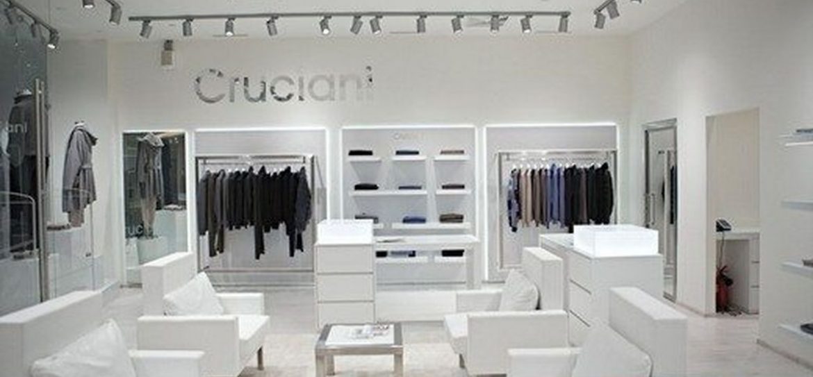 Флагманский бутик итальянского бренда Cruciani расположился на втором этаже «Времен года»