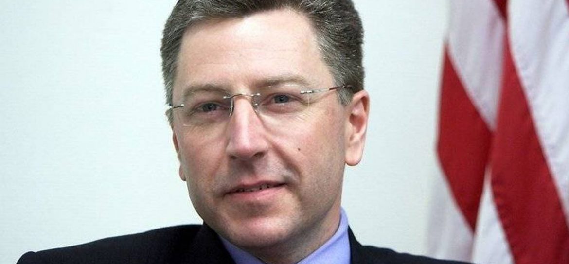 Волкер гонит порожняк