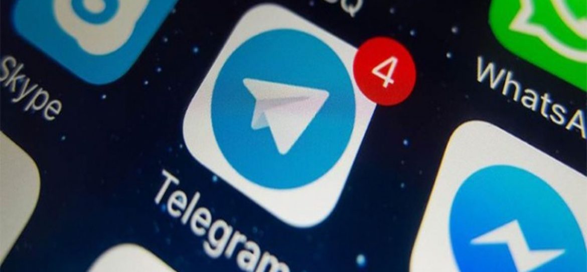 Павел Дуров не смог скачать Telegram в AppStore