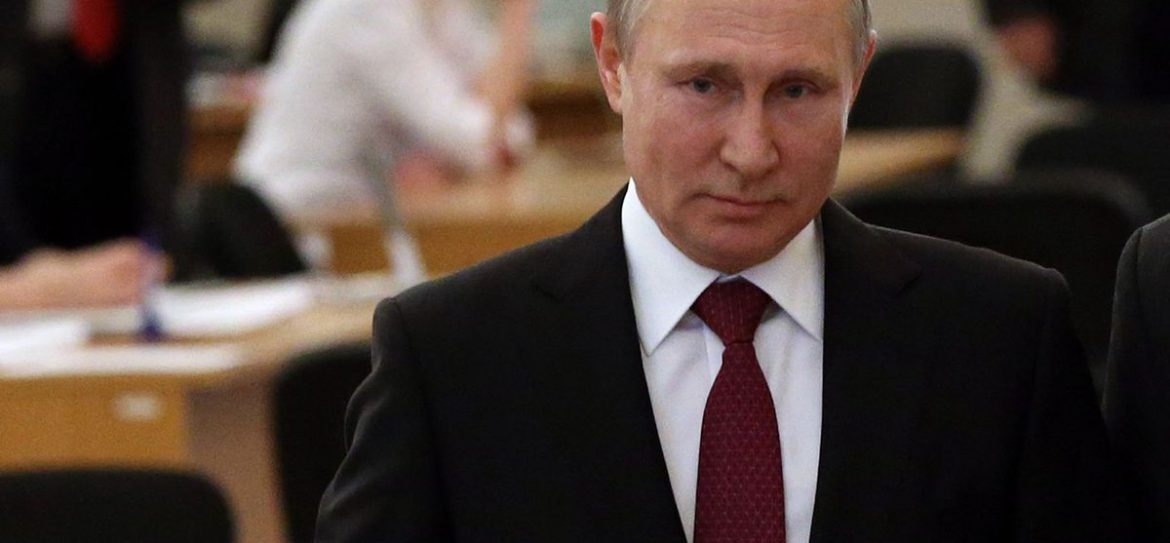 Путин побеждает со значительным отрывом от других кандидатов