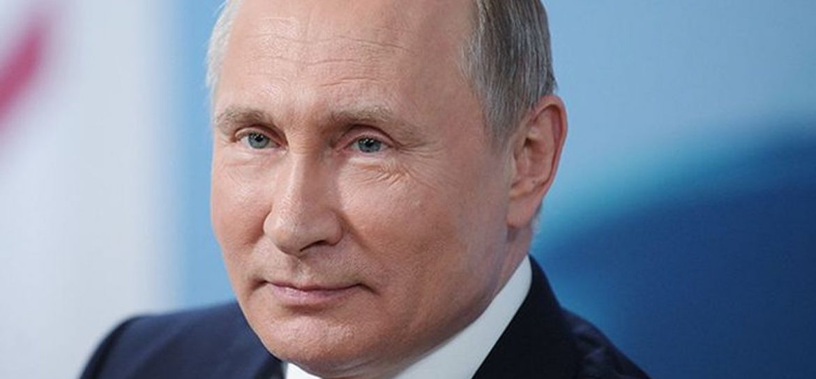 Лукашенко один из первых поздравил Путина с победой на Выборах-2018