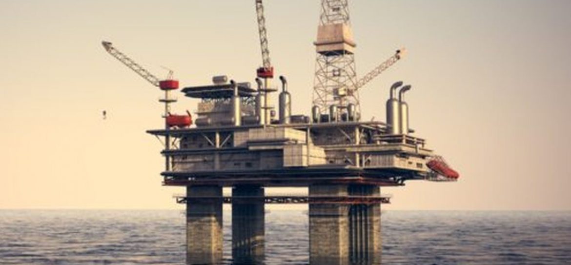 Цены на нефть эталонных марок опускаются в ходе азиатских торгов в понедельник после повышения на минувшей неделе