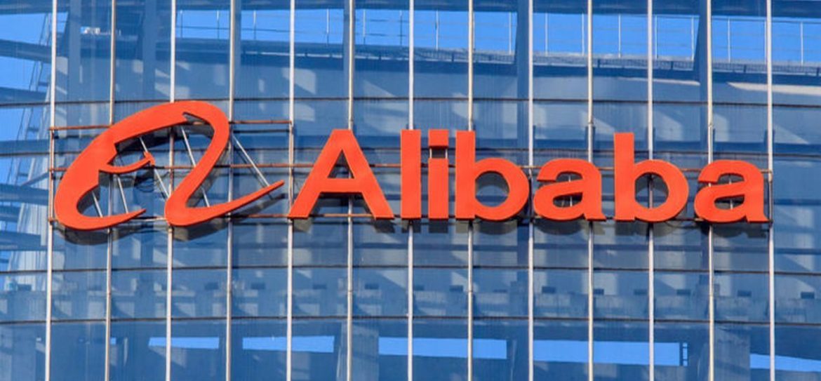 Глава управляющей торговой площадкой AliExpress китайской Alibaba в России Марк Завадский переходит на должность вице-президента Сбербанка