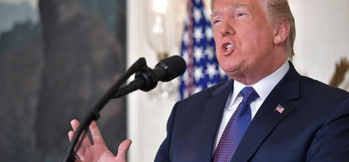 Американцы взорвали ядерную бомбу возле офиса Дональда Трампа