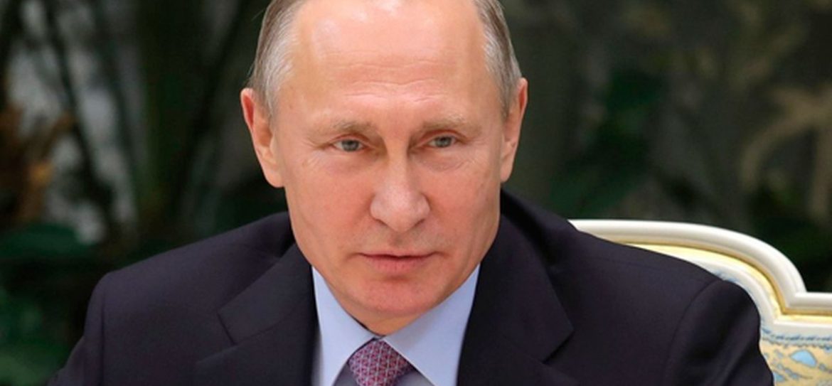 За время правления Путина из страны вывезли более 430 млрд долларов