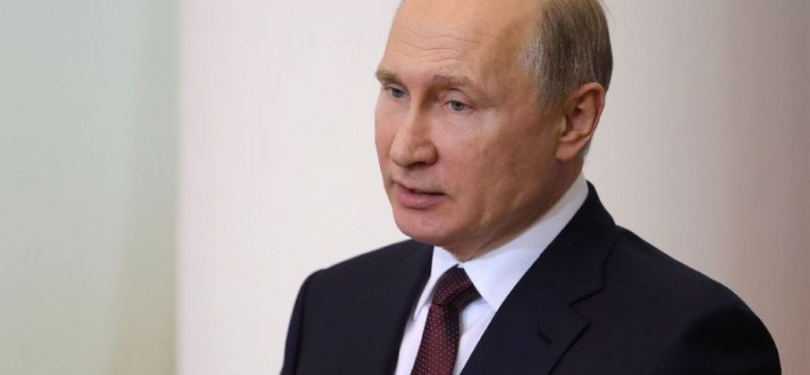 Президент России поблагодарил за работу членов правительства