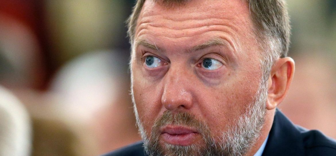 Лондонская фондовая биржа (LSE) сообщила, что приостановит торговлю глобальными депозитарными расписками компании En+ Group, которая в апреле подпала под санкции США