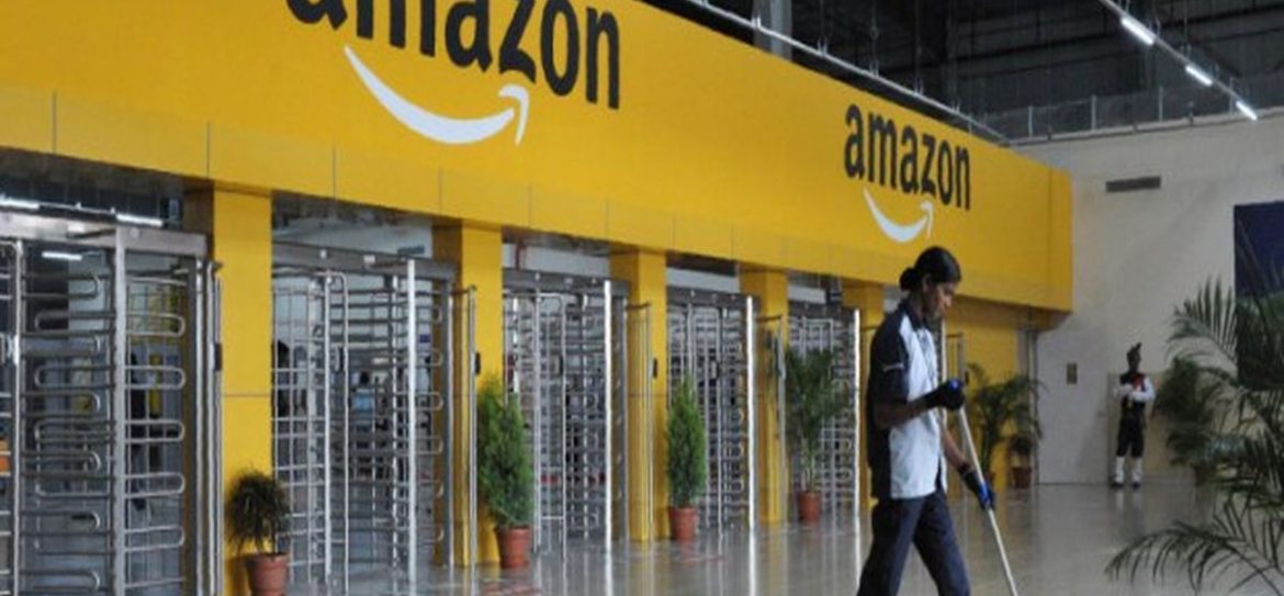 Amazon добрался до Луны