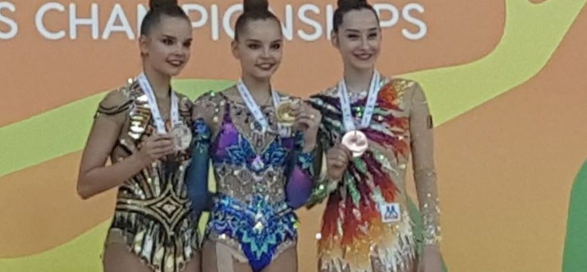 ЧЕ: двукратная чемпионка мира россиянка Арина Аверина завоевала золото
