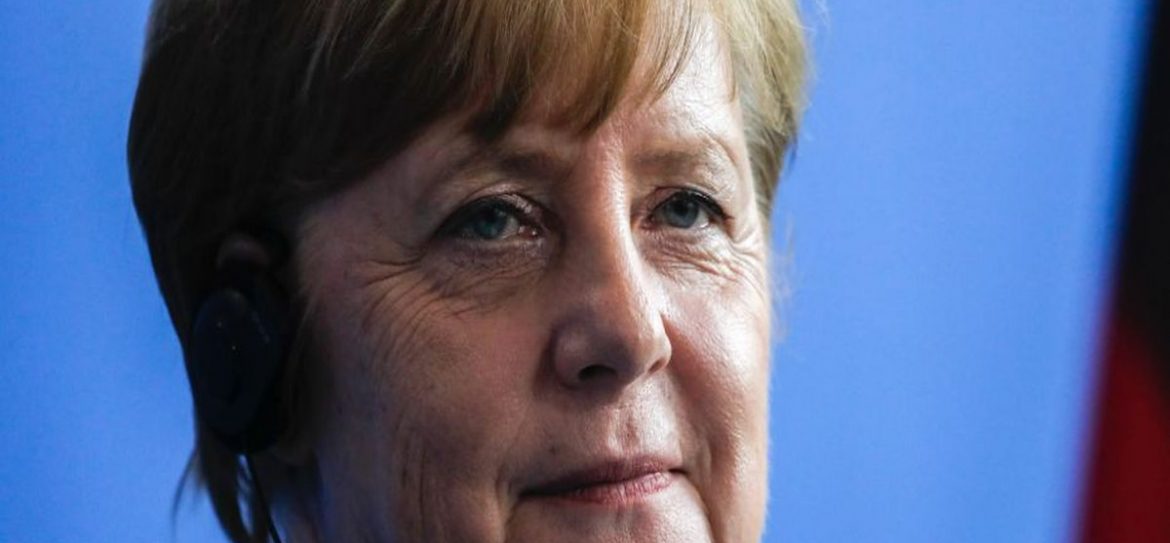 Меркель: России закрыта дорога в G8