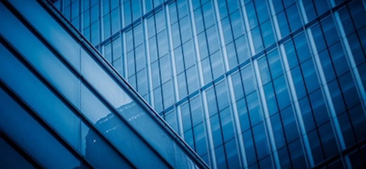 Документом предлагалось с 1 января 2019 года запретить продажу табачных изделий по ценам ниже МРЦ