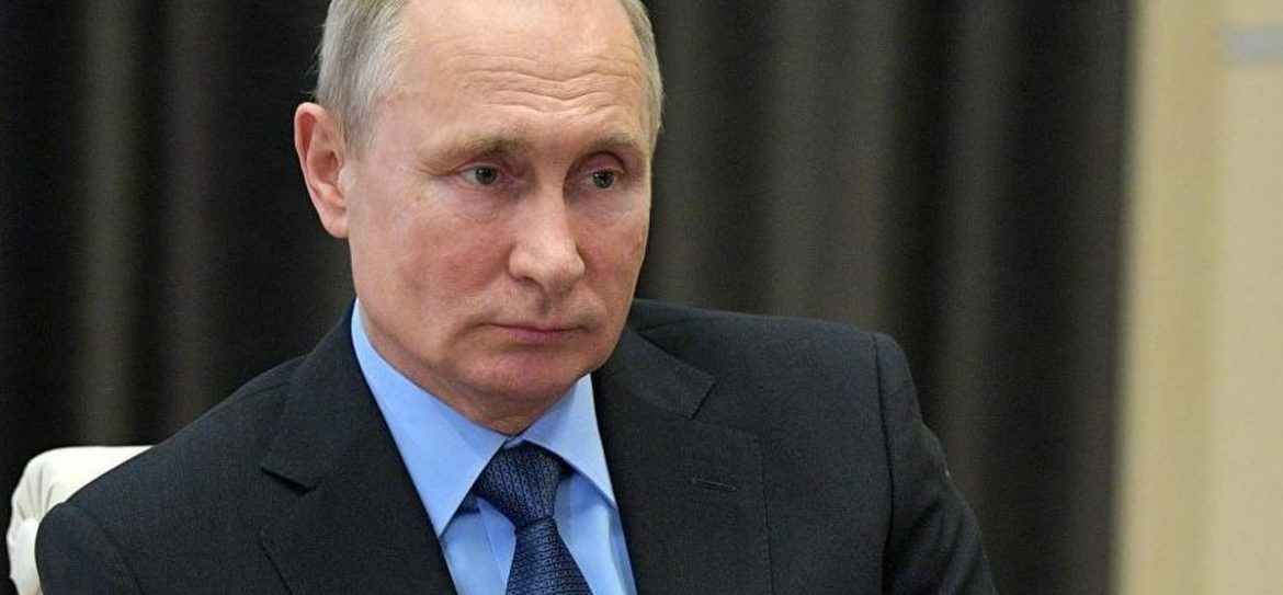 Сенцов стал главной темой телефонного разговора Путина и Порошенко