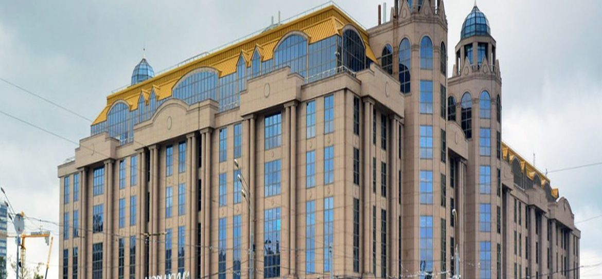 ВЭБ продает торгово-деловой центр «Новинский пассаж»
