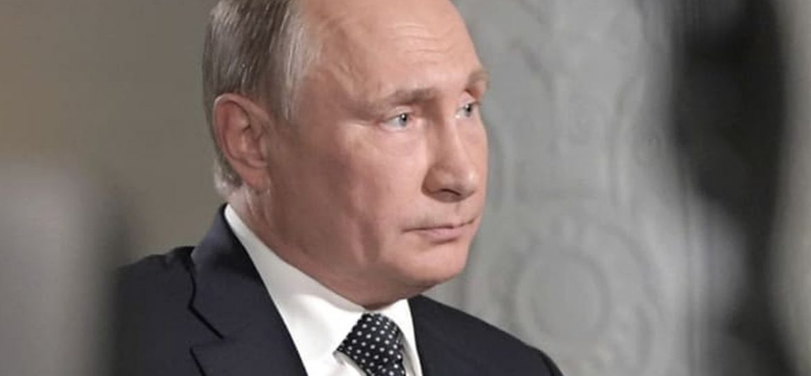 Путин участвовал в шествии, посвященном 1030-летия Крещения Руси