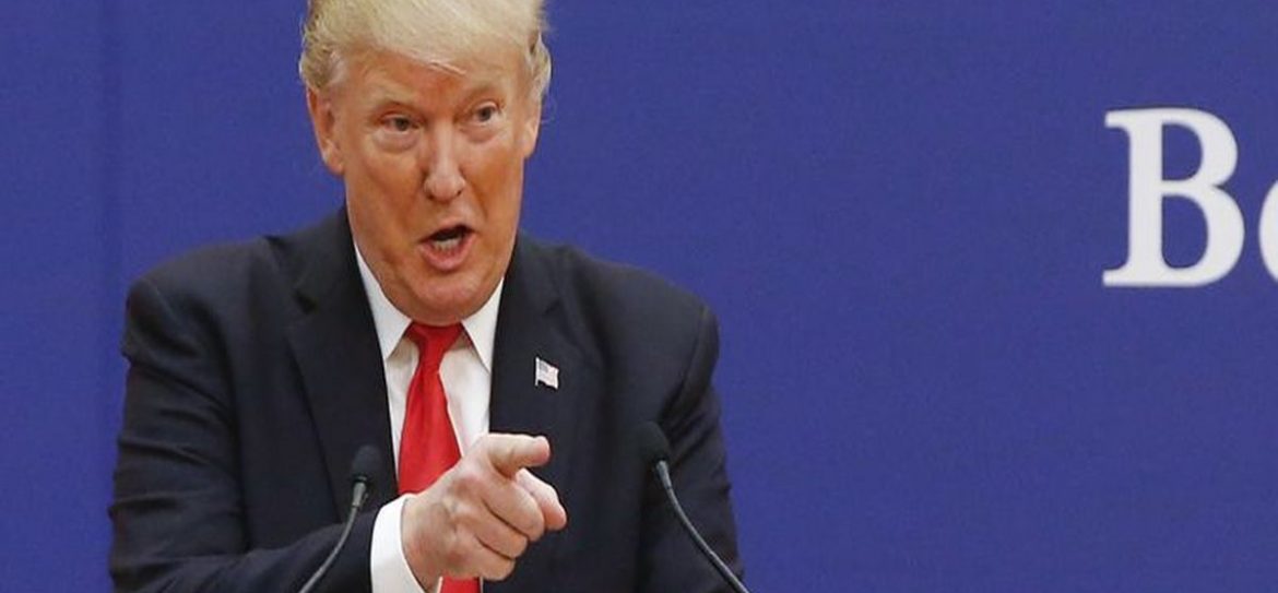 Дональд Трамп усомнился в умственных способностях своих помощников