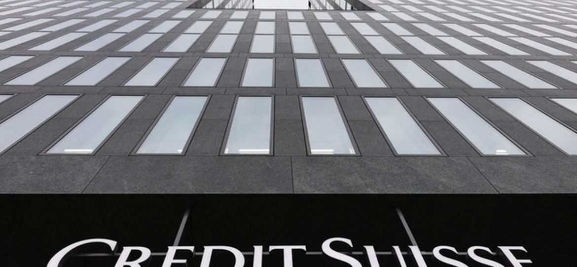 Швейцарский банк Credit Suisse заморозил связанные с Россией активы примерно на $5 млрд
