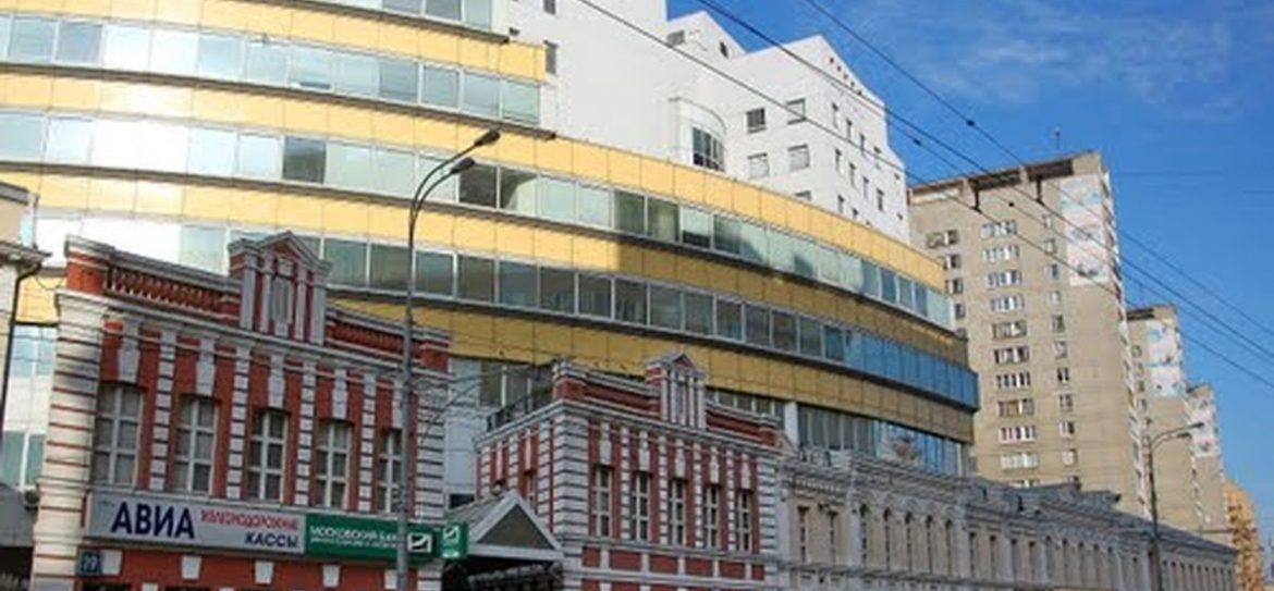 В Москве сотрудники правоохранительных органов задержали семь человек, подозреваемых в стрельбе в офисном здании на Марксистской улице