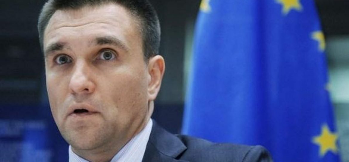 Безвизовый режим привел к демографической катастрофе на Украине