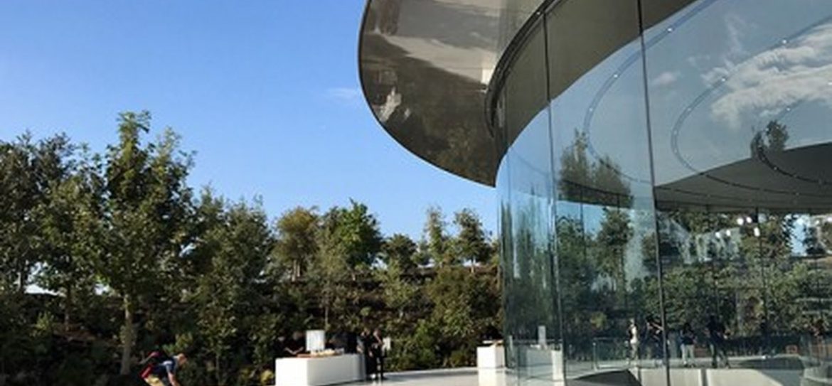 Apple представила очередную «педаль» от КамАЗа