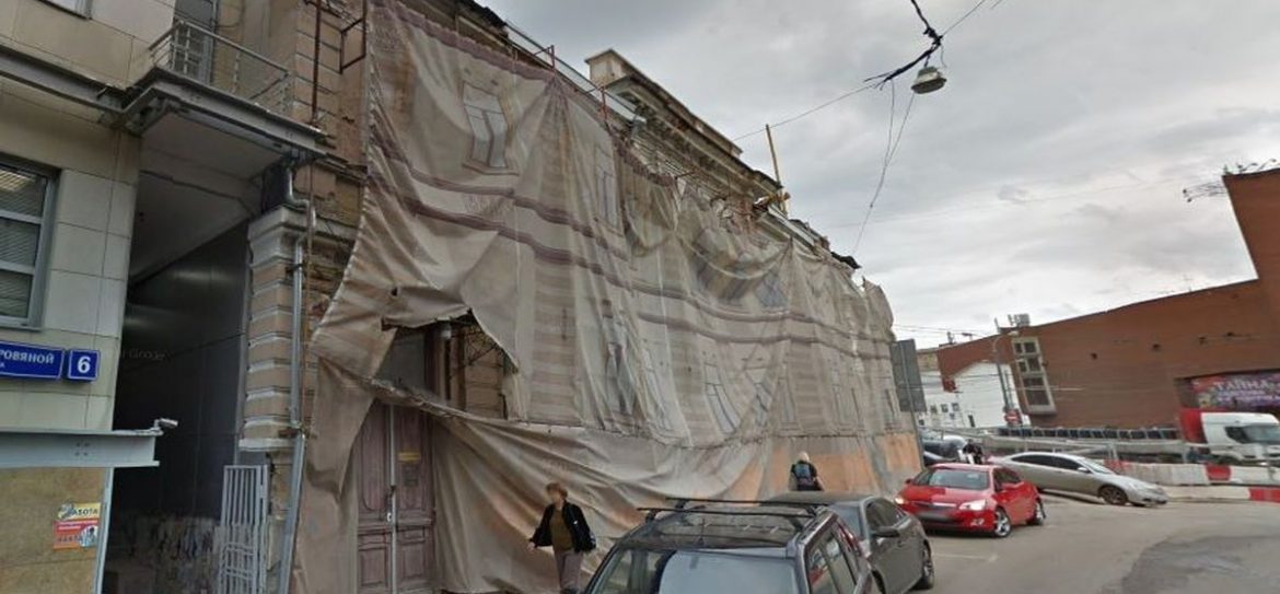 В центре Москвы изуродовали жилой дом Расторгуевых конца XIX века
