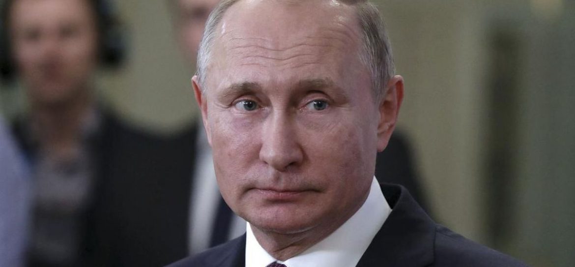 Российских чиновников будут сажать за хамство в тюрьму