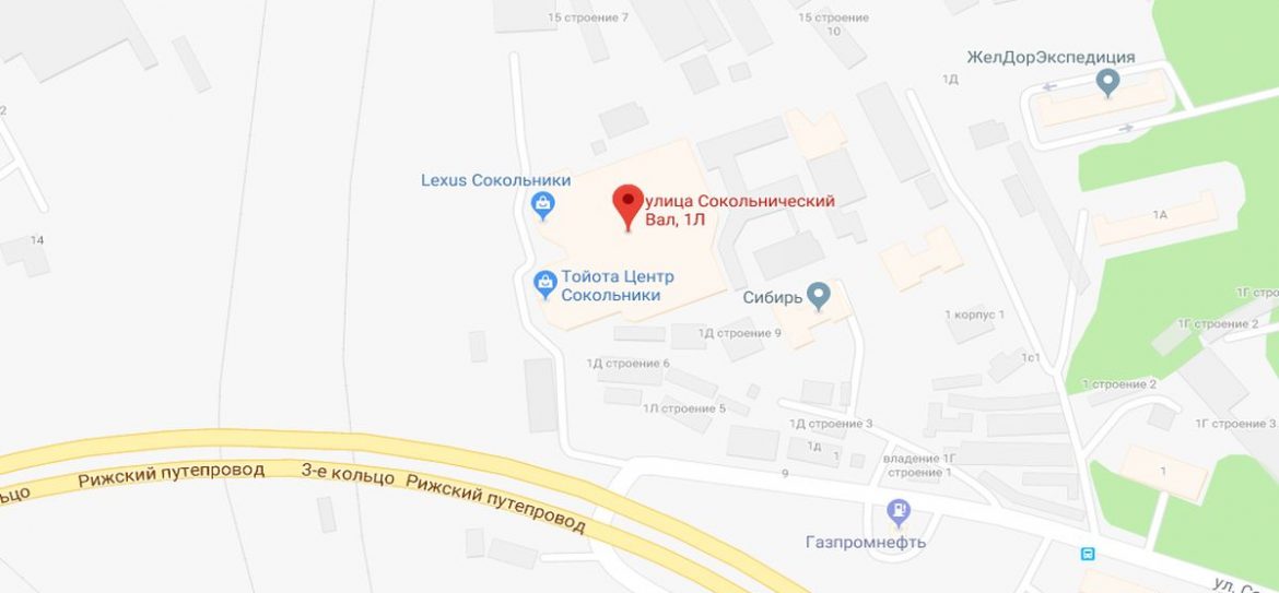 В Москве сгорел склад с шинами
