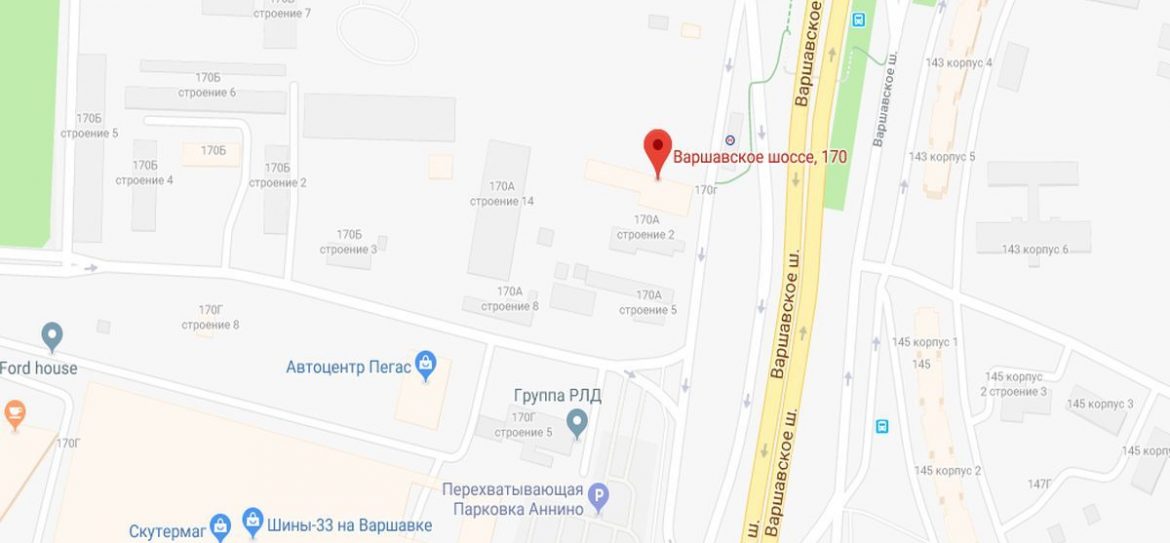 На Варшавке сгорел заброшенный дом